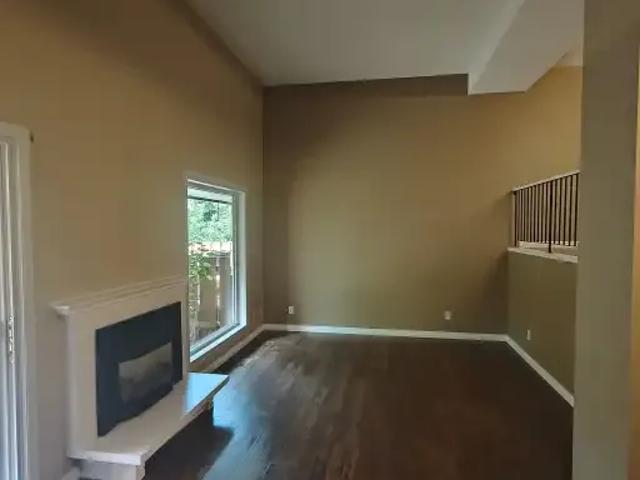 Townhouse for rent in Wedgewood, Alberta