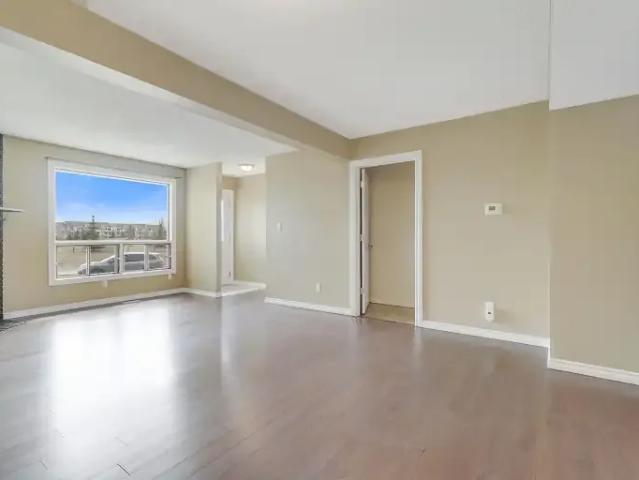 Townhouse for rent in Wedgewood, Alberta
