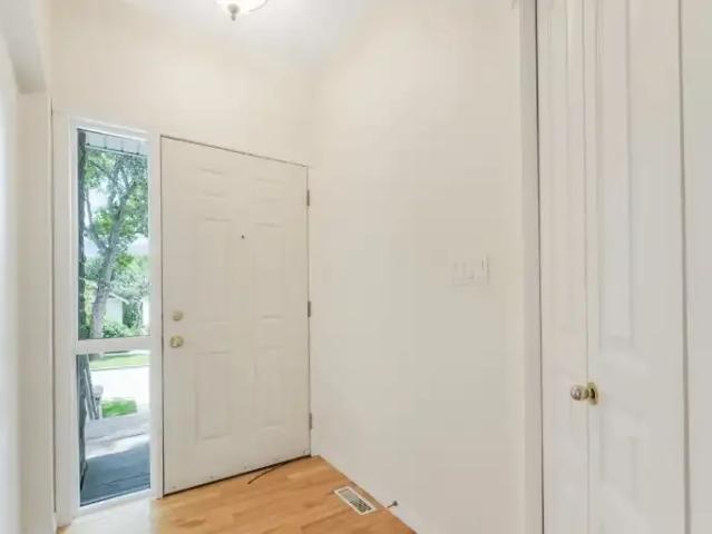 Townhouse for rent in Wedgewood, Alberta