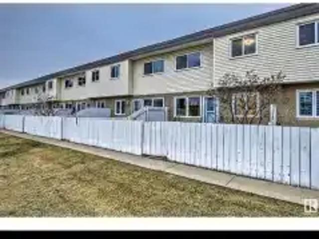 Townhouse for rent in Wedgewood, Alberta