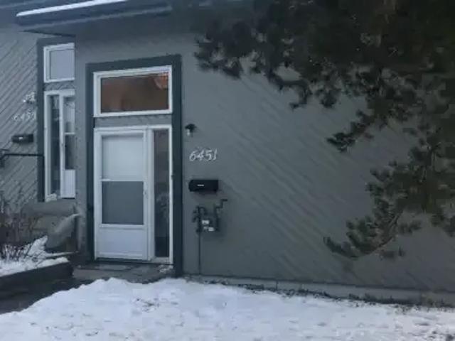 Townhouse for rent in Wedgewood, Alberta