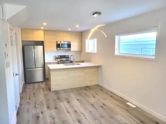 Townhouse for rent in Wedgewood, Alberta