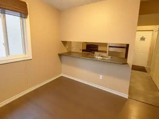 Townhouse for rent in Wedgewood, Alberta