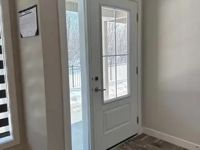 Townhouse for rent in Wedgewood, Alberta