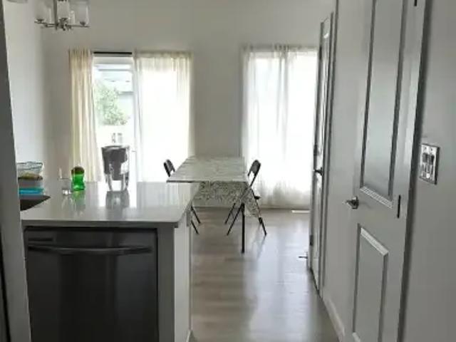 Townhouse for rent in Wedgewood, Alberta