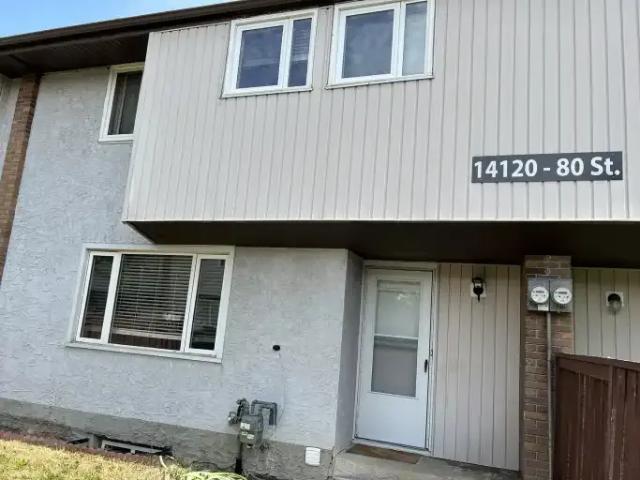 Townhouse for rent in Wedgewood, Alberta