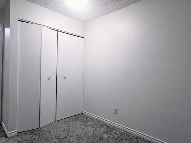 Townhouse for rent in Wedgewood, Alberta