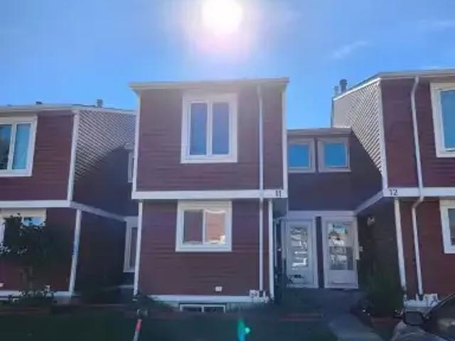 Townhouse for rent in Homesteader, Edmonton