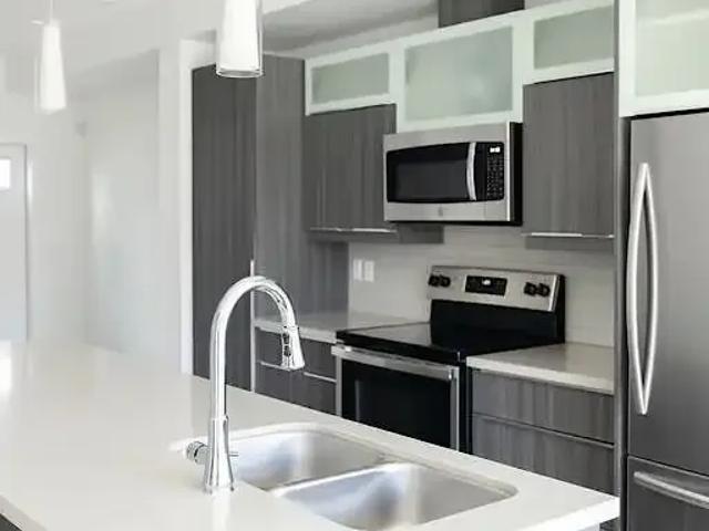 Townhouse for rent in West Jasper Place (Neighbourhood), Edmonton