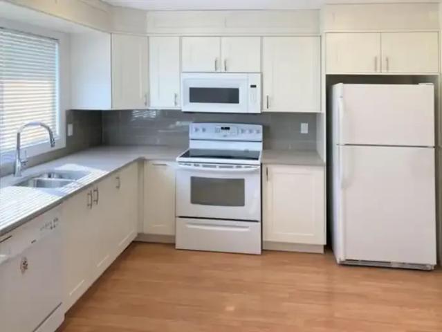 Townhouse for rent in Belmead, Edmonton