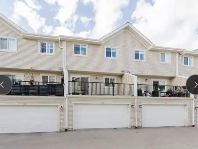Townhouse for rent in Terwillegar Community, Edmonton