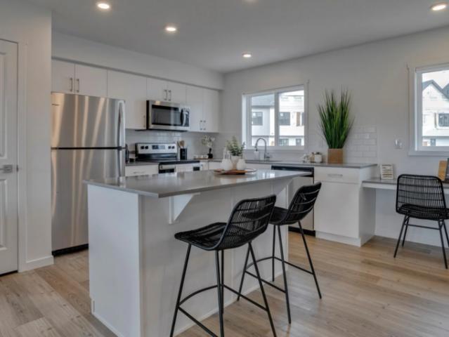 Townhouse for rent in Wedgewood, Alberta