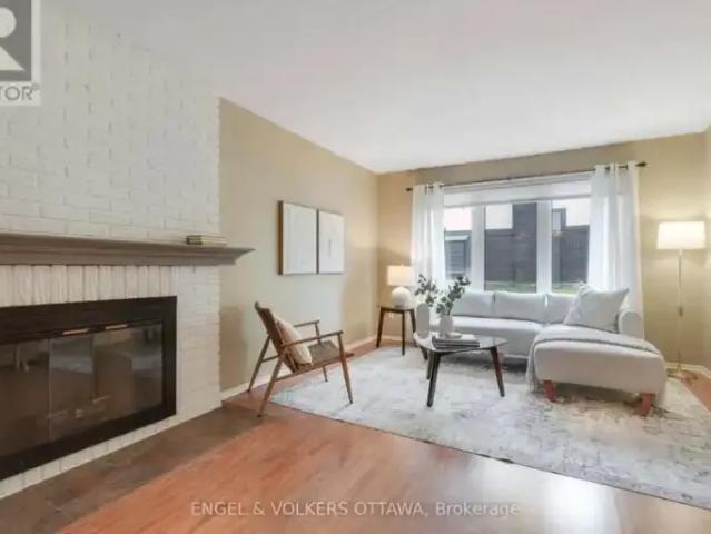 Townhouse for rent in Mulhurst Bay, Ontario