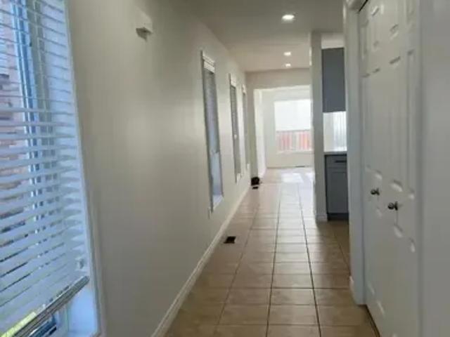 Townhouse for rent in Guelph
