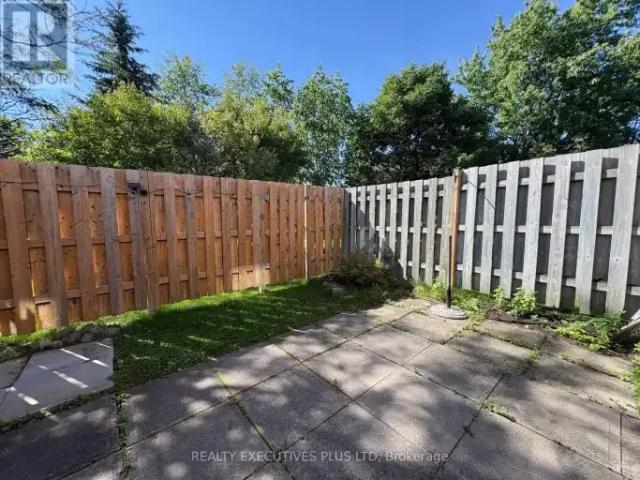 Townhouse for rent in Guelph, Ontario