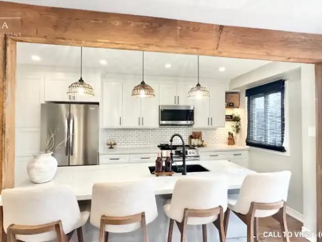 Townhouse for rent in Ancaster, Ontario