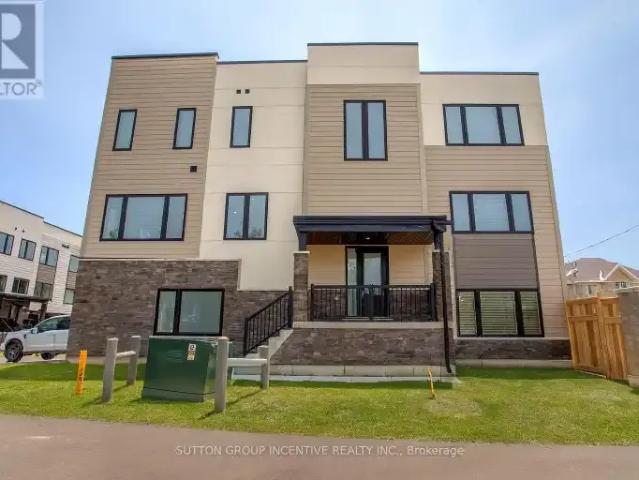 Townhouse for rent in Innisfil, Ontario