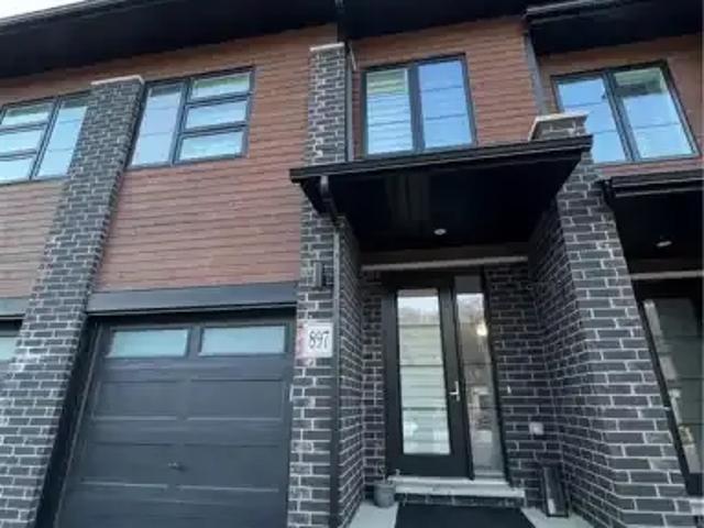 Townhouse for rent in Kitchener, Ontario