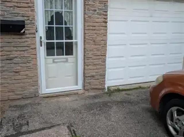 Townhouse for rent in Kitchener, Ontario