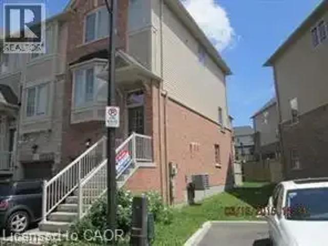 Townhouse for rent in Kitchener, Ontario