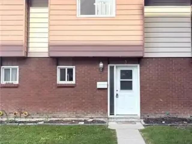 Townhouse for rent in Kitchener, Ontario