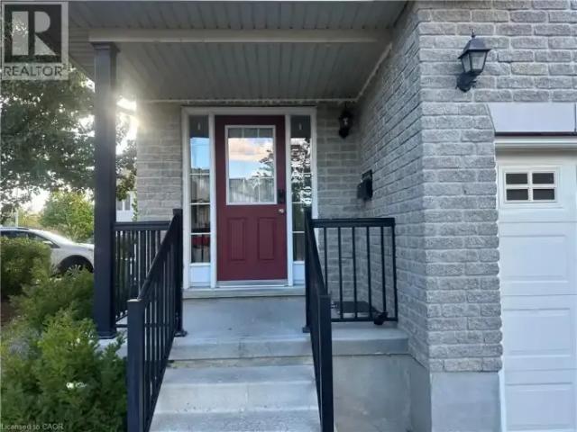 Townhouse for rent in Lower Doon, Kitchener