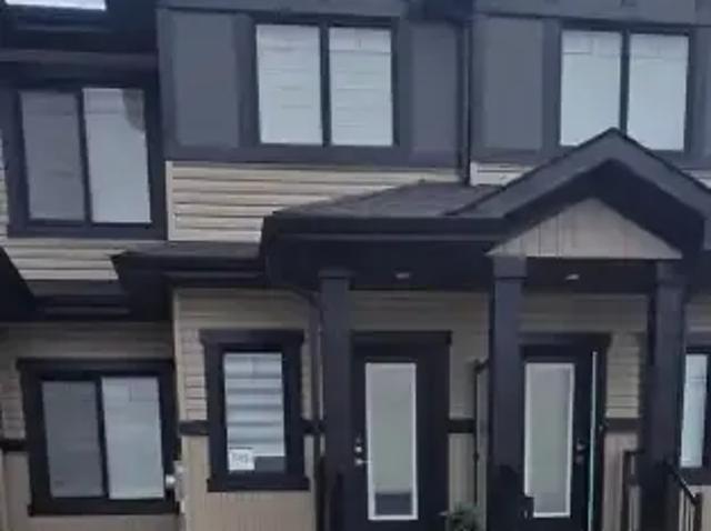 Townhouse for rent in Rolly View, Alberta