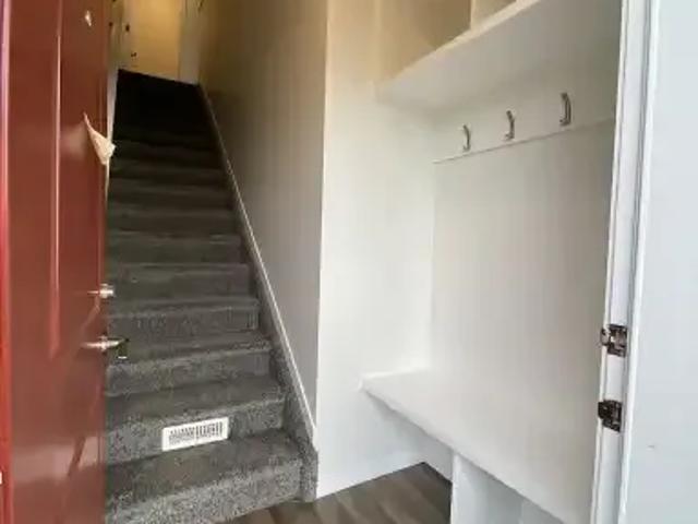 Townhouse for rent in Rolly View, Alberta
