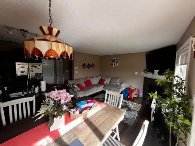 Townhouse for rent in Rolly View, Alberta