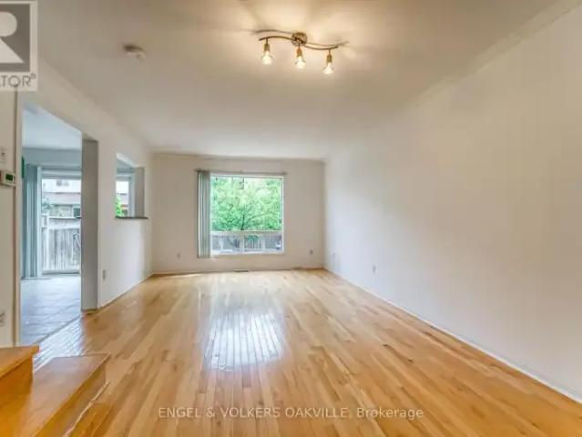 Townhouse for rent in Milton, Ontario