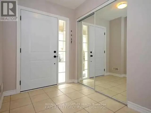 Townhouse for rent in Milton, Ontario