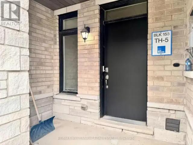 Townhouse for rent in Milton, Ontario