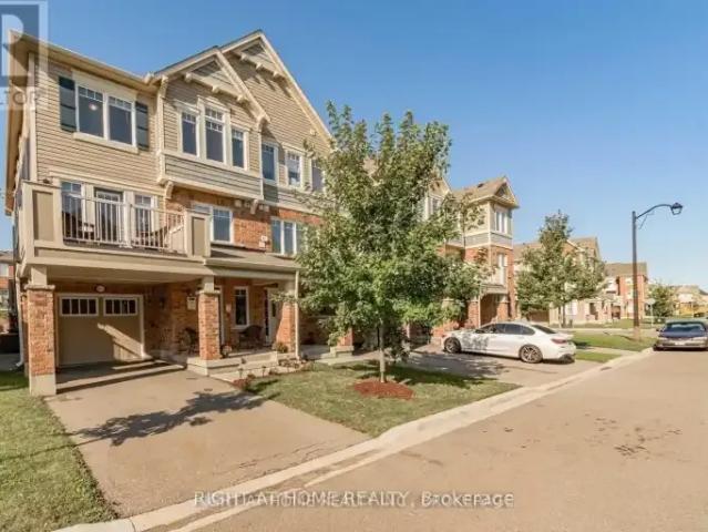 Townhouse for rent in Milton, Ontario