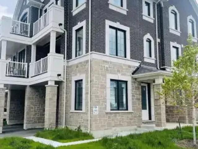 Townhouse for rent in Milton, Ontario