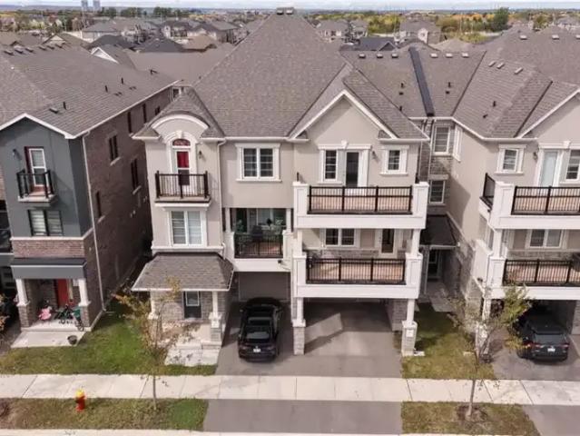 Townhouse for rent in Milton, Golden Horseshoe
