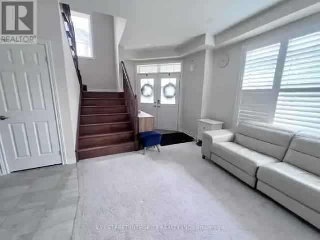 Townhouse for rent in Oakville