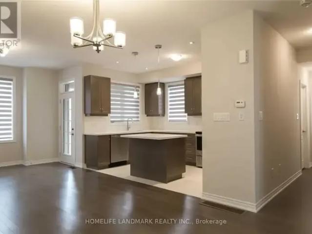 Townhouse for rent in Oakville