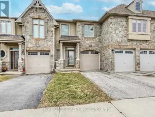 Townhouse for rent in Oakville, Ontario