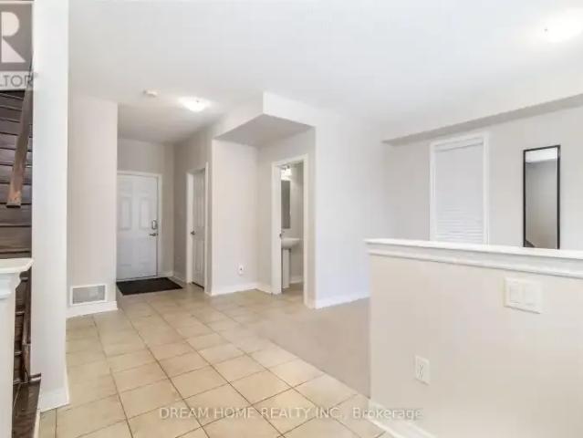 Townhouse for rent in Oakville, Ontario