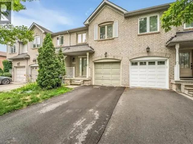 Townhouse for rent in Oakville, Ontario