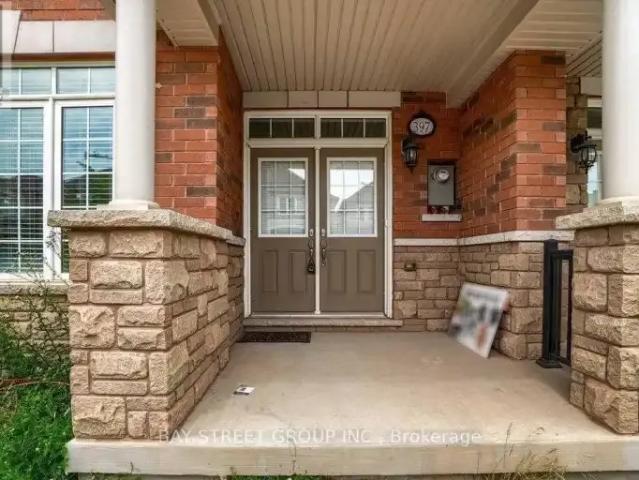 Townhouse for rent in Oakville, Ontario