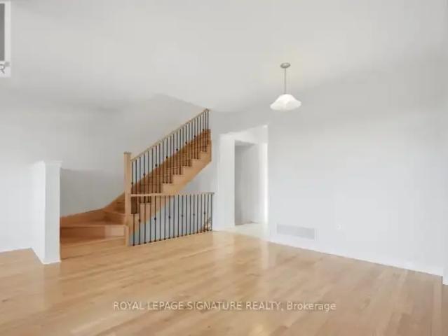 Townhouse for rent in Oakville, Ontario