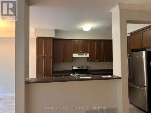 Townhouse for rent in Oakville, Ontario