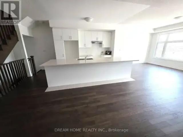 Townhouse for rent in Oakville, Ontario