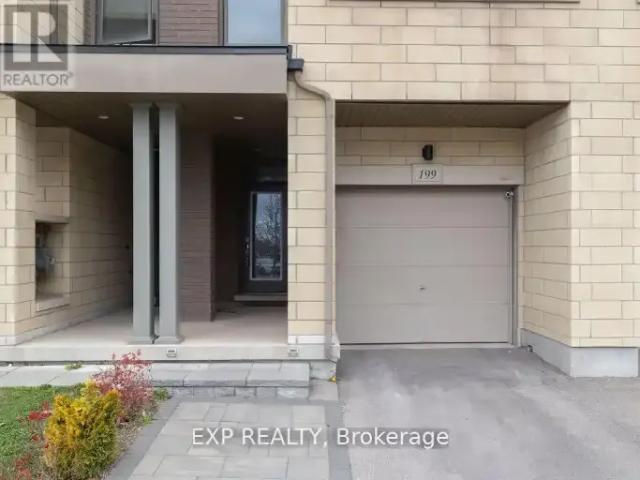 Townhouse for rent in Oakville, Ontario