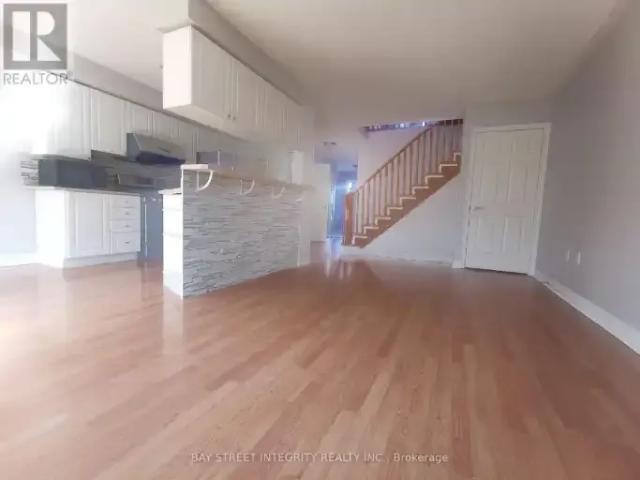 Townhouse for rent in Oakville, Ontario