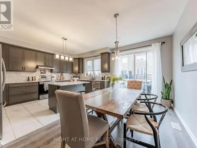 Townhouse for rent in Oakville, Ontario