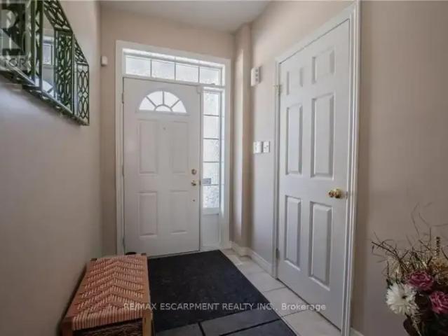 Townhouse for rent in Oakville, Golden Horseshoe