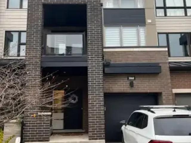 Townhouse for rent in Oakville, Ontario