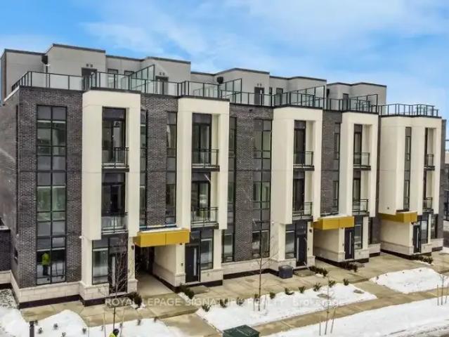 Townhouse for rent in Oakville, Ontario